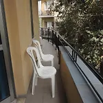Delphi Отель