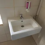 Отель Delphi *